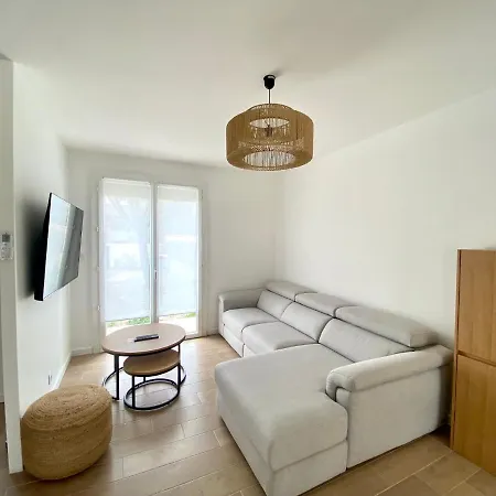 Maison Cosy / Proche Holiday home Le Cres